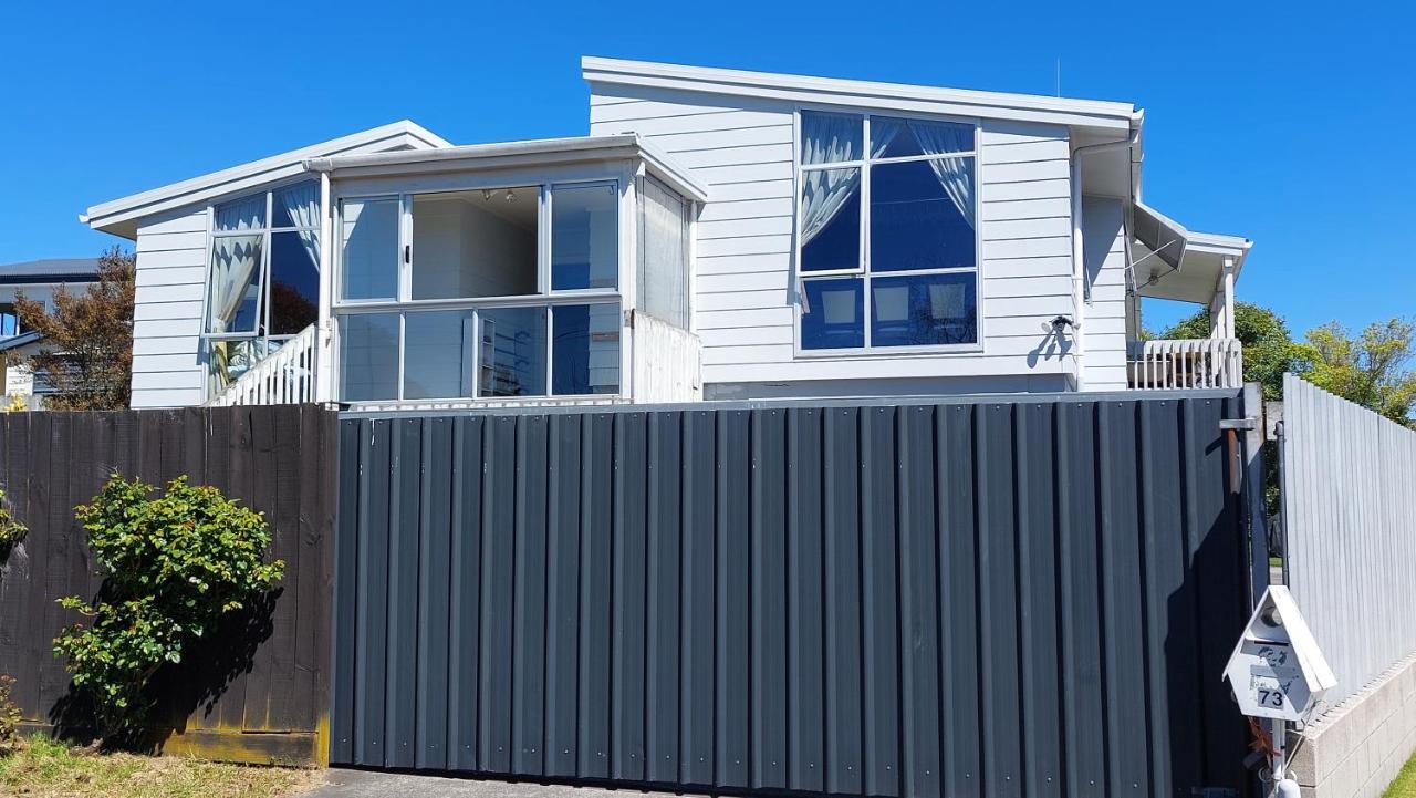 Bed And Breakfast Happy Home Taupo Accommodation Exterior foto
