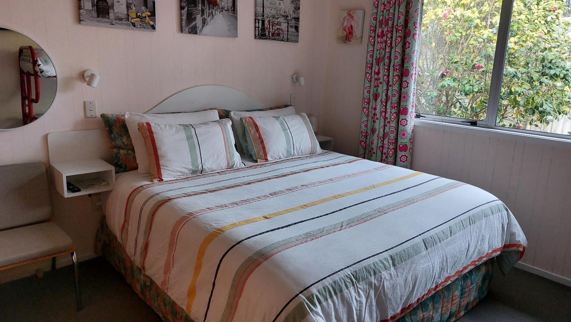 Bed And Breakfast Happy Home Taupo Accommodation Exterior foto