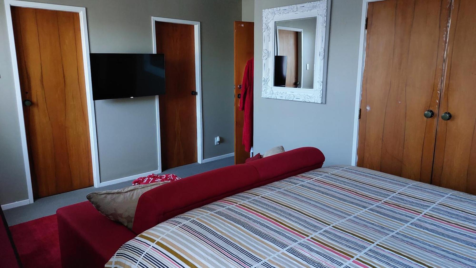 Bed And Breakfast Happy Home Taupo Accommodation Exterior foto